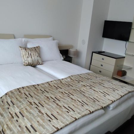 סראייבו Omar'S View Apartment מראה חיצוני תמונה