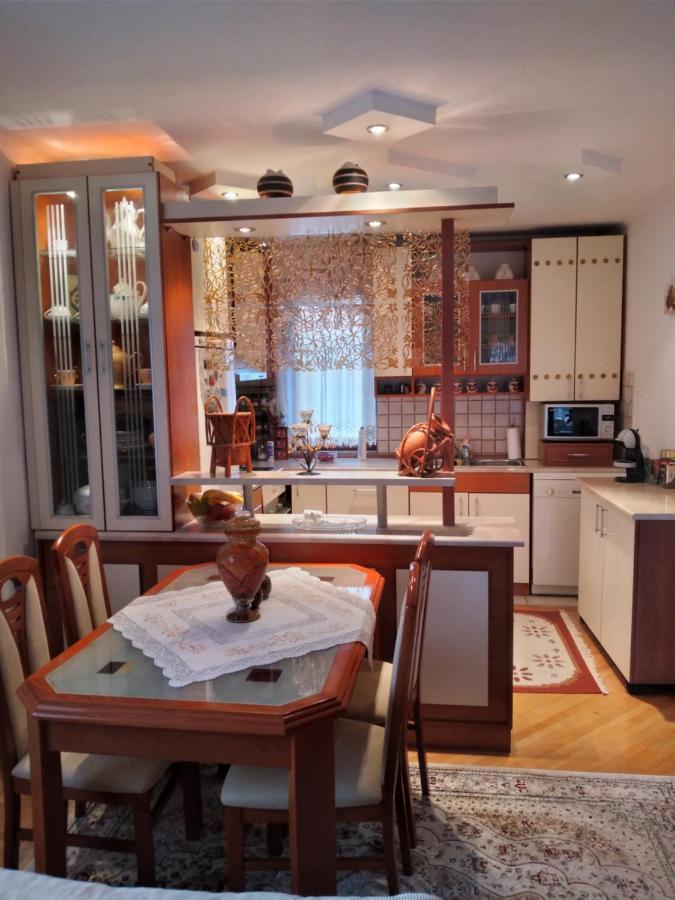 סראייבו Omar'S View Apartment מראה חיצוני תמונה